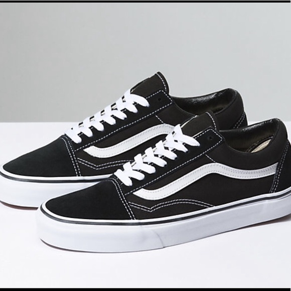 Black vans - Picture 1 of 1